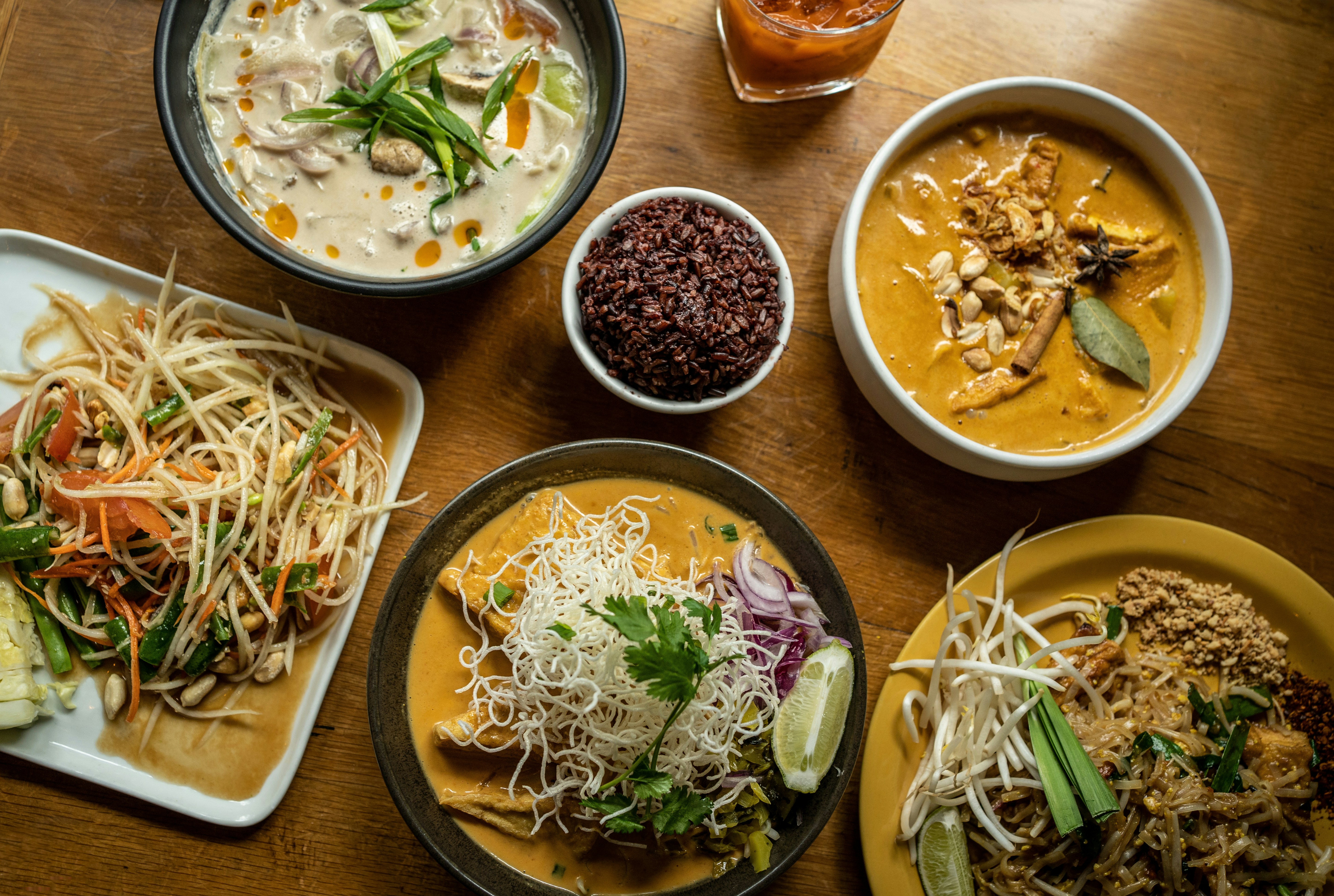Fully Managed Restaurant Turning Over $13,000 a week, Open